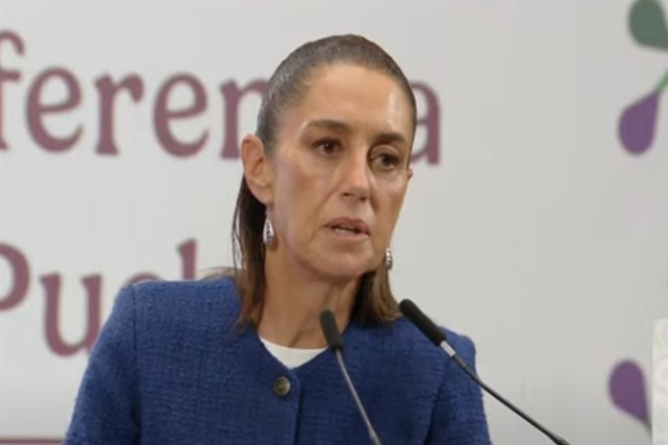 CSP acusó que fueron quemados libros en una librería de CU durante marcha contra gentrificación y dijo que esas prácticas son fascistas.