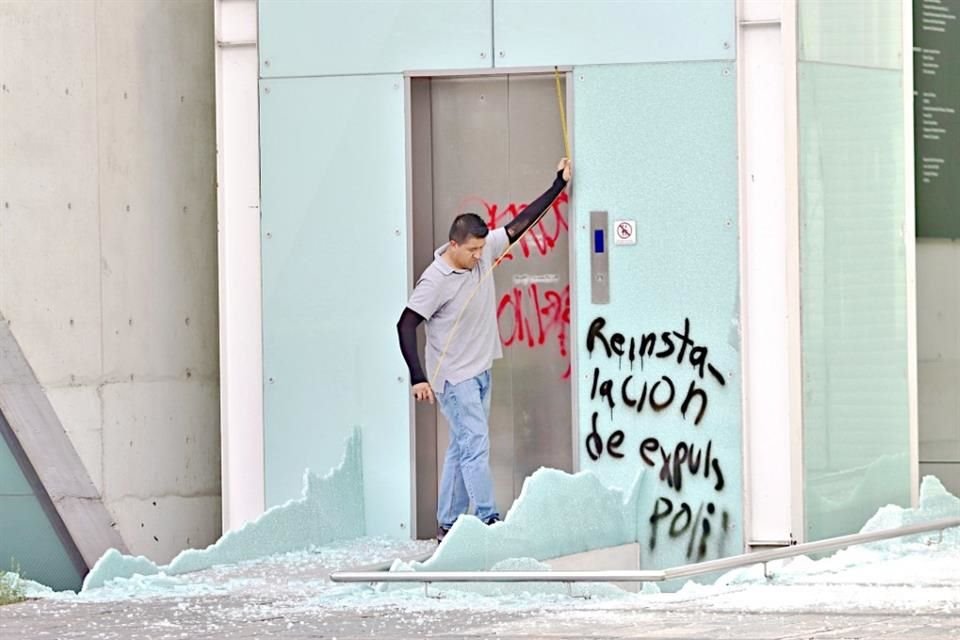 A pesar de los daños, la Jefa de Gobierno, Clara Brugada, defendió que la Policía no ingresara a CU por respeto a la 'autonomía universitaria'.