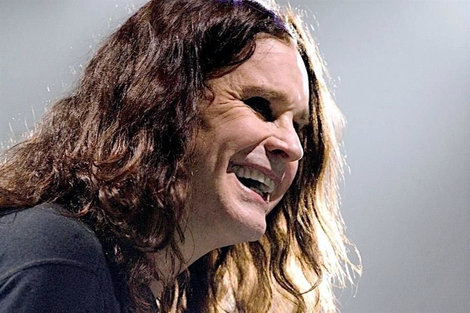 Ozzy Osbourne estuvo en el centro de controversias que alimentaron su leyenda. A continuación, repasamos cinco polémicas lo marcaron.