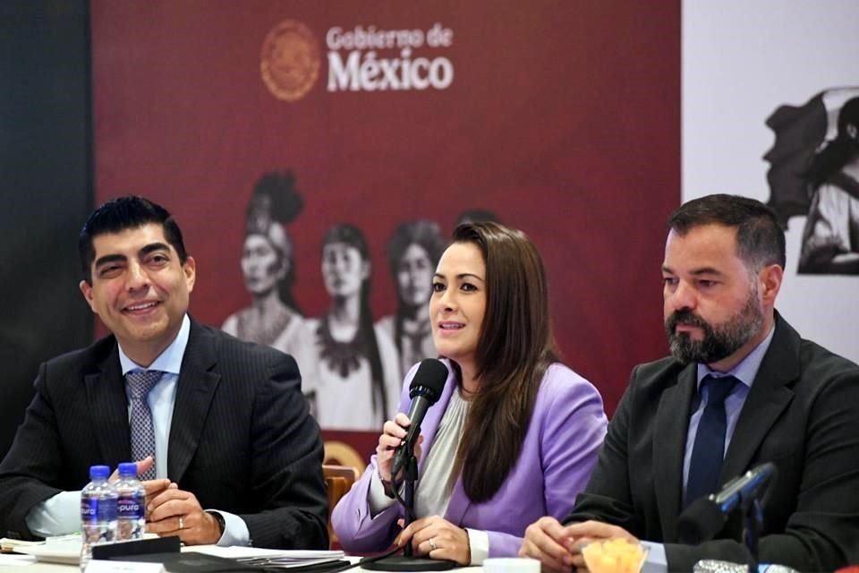 Participan los gobiernos federal y estatal, además de representantes de los sectores académico y empresarial.