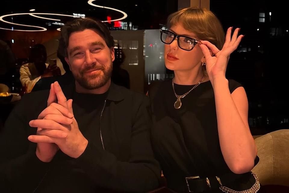 El ala cerrada de los Kansas City Chiefs, de 35 años, subió este jueves varias imágenes junto a la estrella del pop.