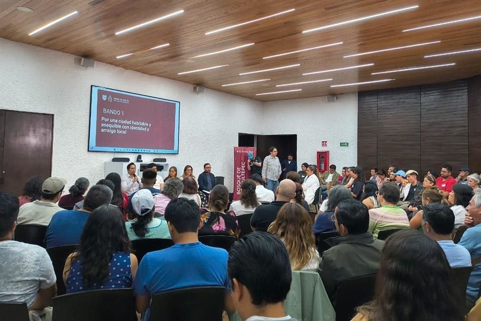 Un foro sobre gentrificación fue convocado ayer en la Alcaldía Miguel Hidalgo.
