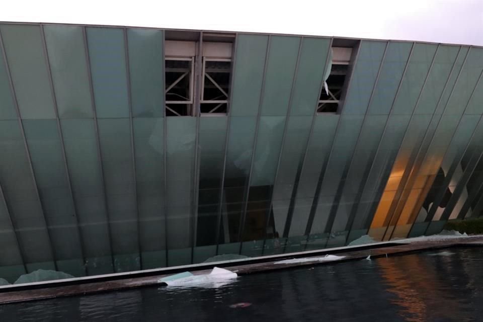 El MUAC reabre sus puertas al público este 30 de julio, tras haber sufrido daños durante la marcha contra la gentrificación el pasado 20 de julio.