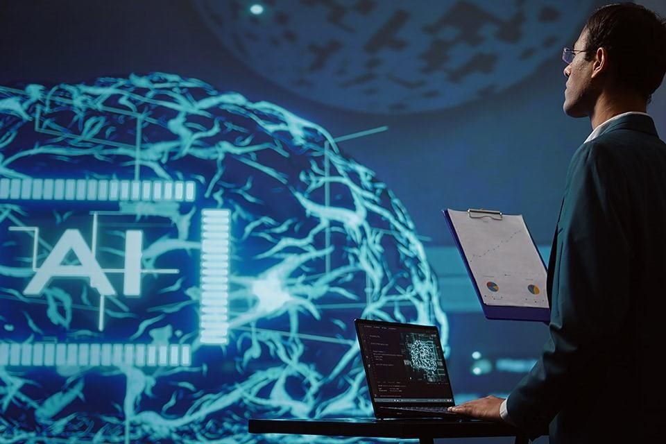 Ayuda Maindsoft con IA a empresas a ser más competitivas