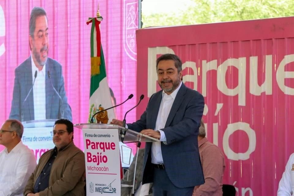 Vidal Llerenas Morales, subsecretario de Industria y Comercio de la SE.