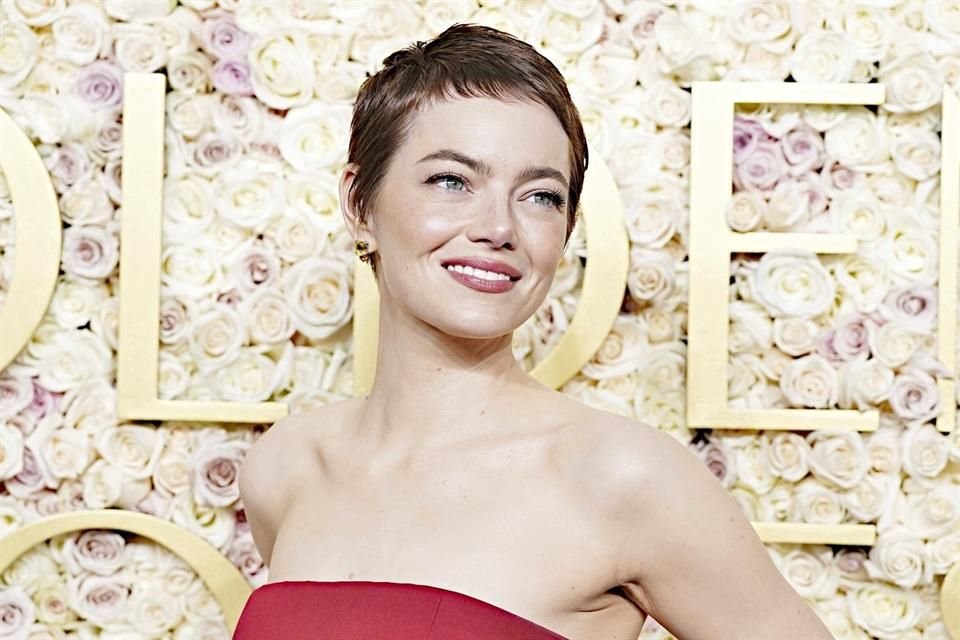 La más reciente obsesión fílmica de Emma Stone es una directora que creció en las montañas del Cáucaso, en la Georgia más rural, y apenas comenzó a ver películas a los 18 años: Dea Kulumbegashvili.
