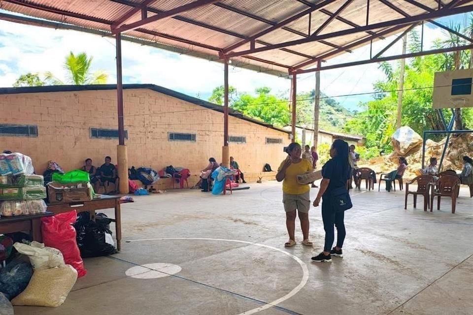 Desde el 10 de agosto, estas familias han sido acogidas en una escuela de la Aldea Guailá, del departamento de Huehuetenango, en la Municipalidad de La Democracia.