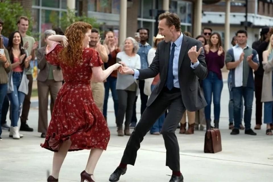 Para quienes gustan reflexionar tras ver una película inspiradora, llega a cines 'La Vida de Chuck'