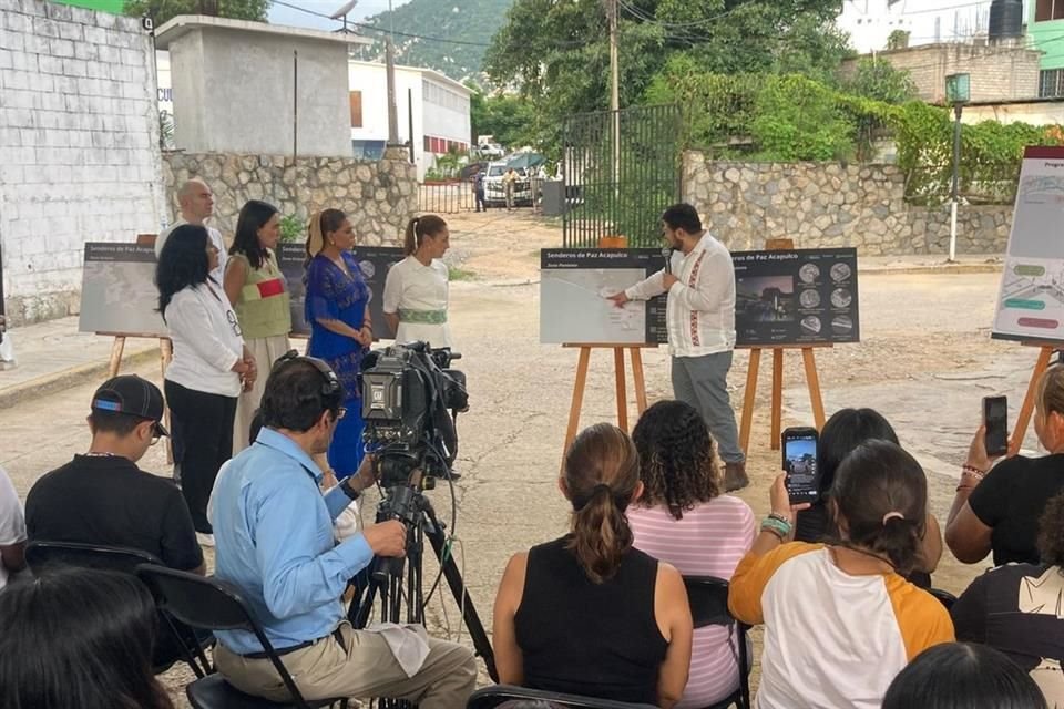 La mandataria pidió renombrar el programa 'Senderos de paz' como 'Senderos para las mujeres libres y seguras', mismo nombre que cuando era Jefa de Gobierno de la Ciudad de Mëxico.