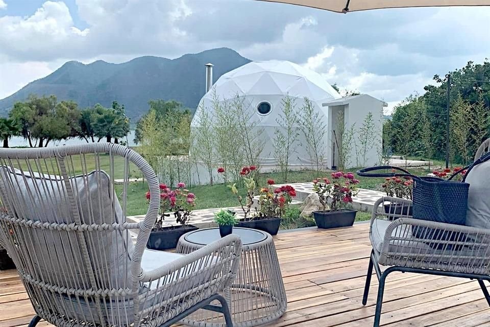 Terras en glamping Casa Laguna.