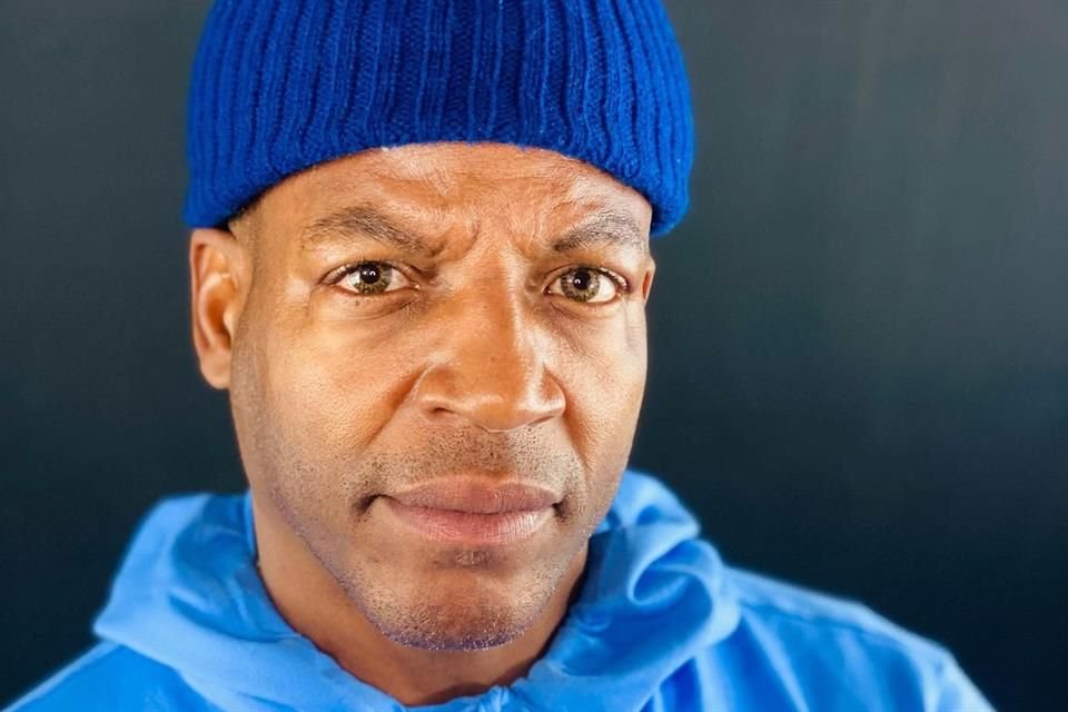 Carroll era conocido por realizar rutinas de stand-up y hacer varias giras por todo Estados Unidos.