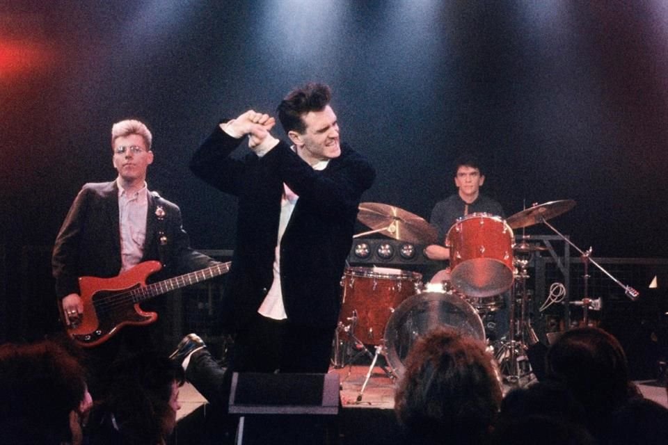 El bajista de The Smiths, Andy Rourke, quien tocó junto a Joyce con Sinéad O'Connor tras la disolución de la banda, falleció de cáncer de páncreas en 2023.