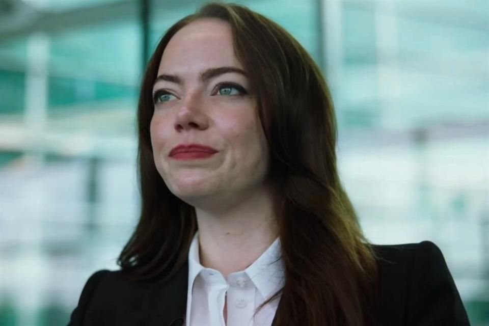 El griego Lanthimos colabora de nuevo con Emma Stone en 'Bugonia', una película de ciencia ficción sobre el secuestro de un alto ejecutivo sospechoso de ser un alien.