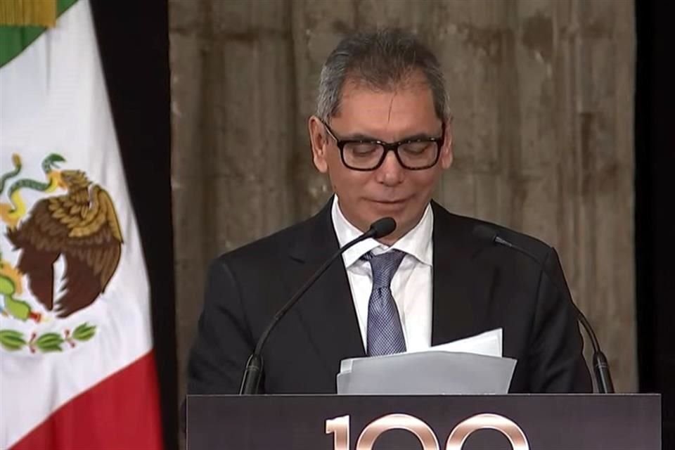 Édgar Amador Zamora, Secretario de Hacienda y Crédito Público.