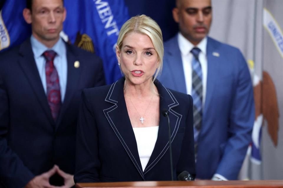 La Fiscal de Estados Unidos, Pam Bondi