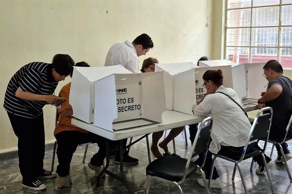 En el informe se incluyen casi 500 situaciones atípicas reportadas por decenas de vigilantes en los comicios del pasado 1 de junio.