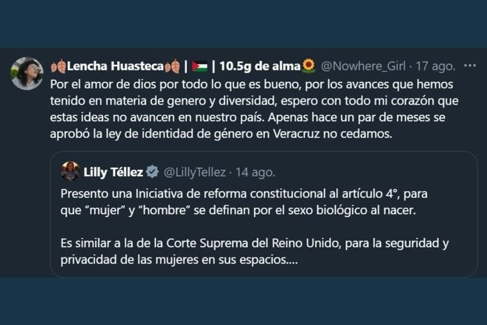 La xalapense es activa en redes sociales, en la que alterna comentarios sobre videojuegos con críticas hacia actores políticos, como Lily Téllez, que enarbolan agendas en contra de la comunidad LGBT.