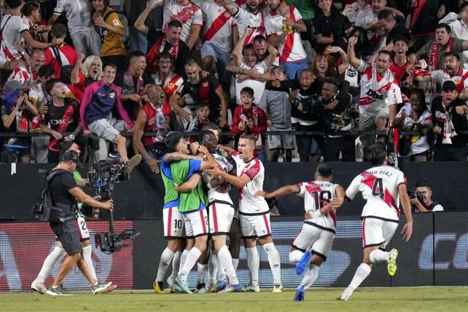 Fran Pérez le dio el empate al Rayo Vallecano, escuadra que casi le quita el invicto al Barcelona en el arranque de LaLiga.