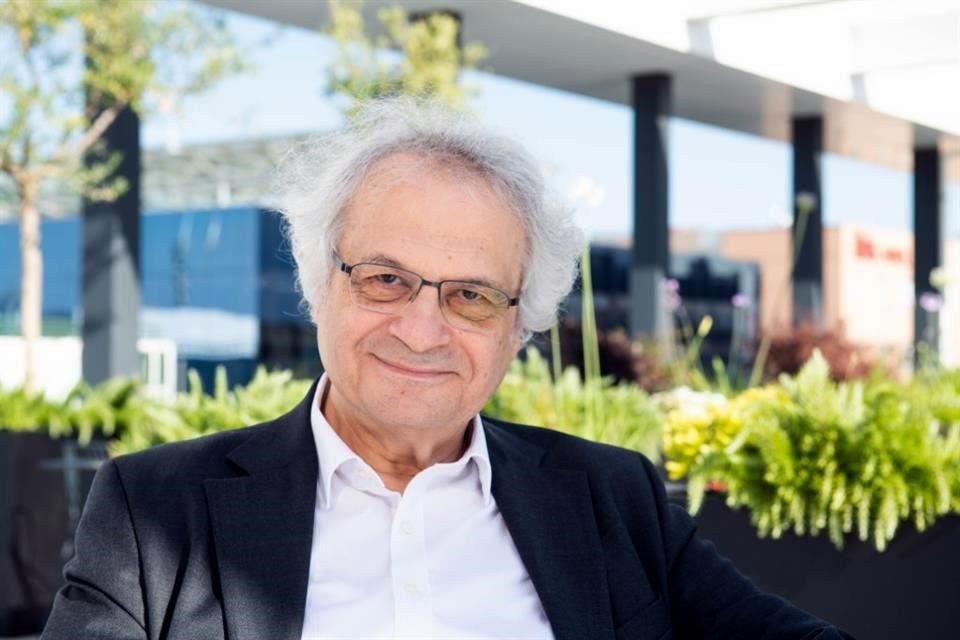 Amin Maalouf es el ganador del Premio FIL de Literatura en Lenguas Romances 2025.