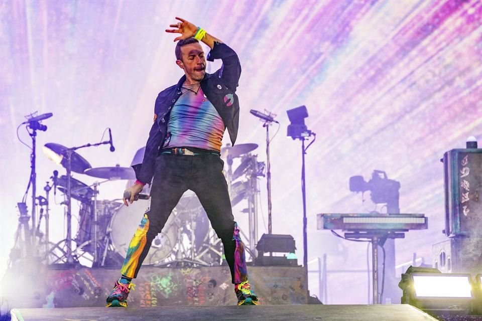 Los comentarios del intérprete de 'Sparks' desataron críticas de la comunidad judía, que consideró humillante la situación para los jóvenes.