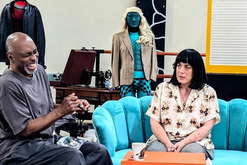 La obra del dramaturgo costarricense Bryan Vindas, 'No he vuelto a tomar café con Lorca', hace un guiño al drama 'Así que pasen cinco años', del poeta granadino.