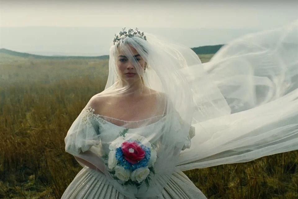 Protagonizada por Margot Robbie en el papel de Catherine Earnshaw y Jacob Elordi como Heathcliff, la cinta explora el amor imposible, la obsesión y la venganza.