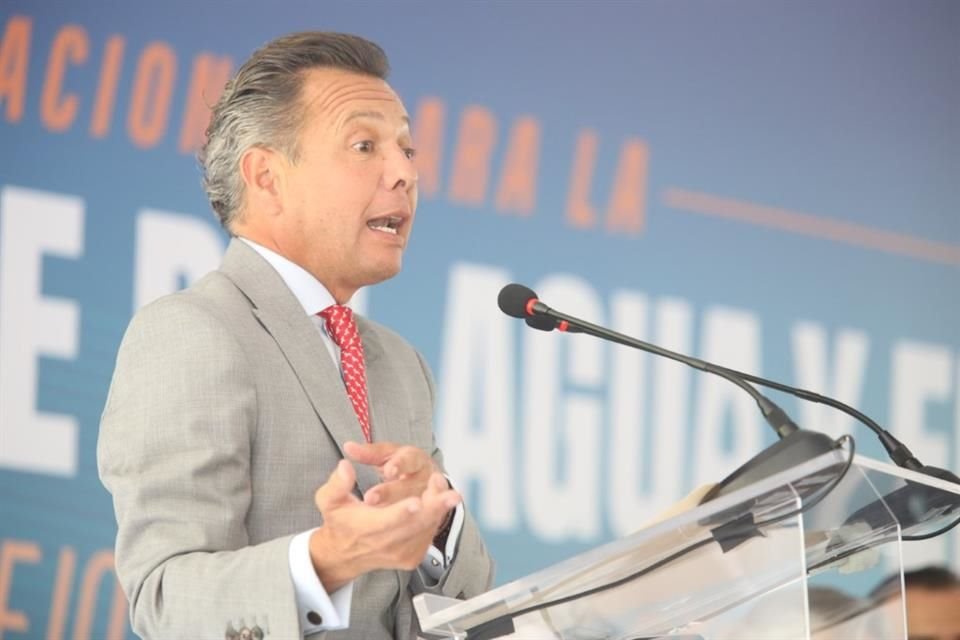 'Hay que entender la diferenciación de lo que es el criterio de la tarifa técnica, es decir, lo que debería costar el agua en Jalisco, y otra cosa muy diferente es la tarifa que se va a aplicar'.