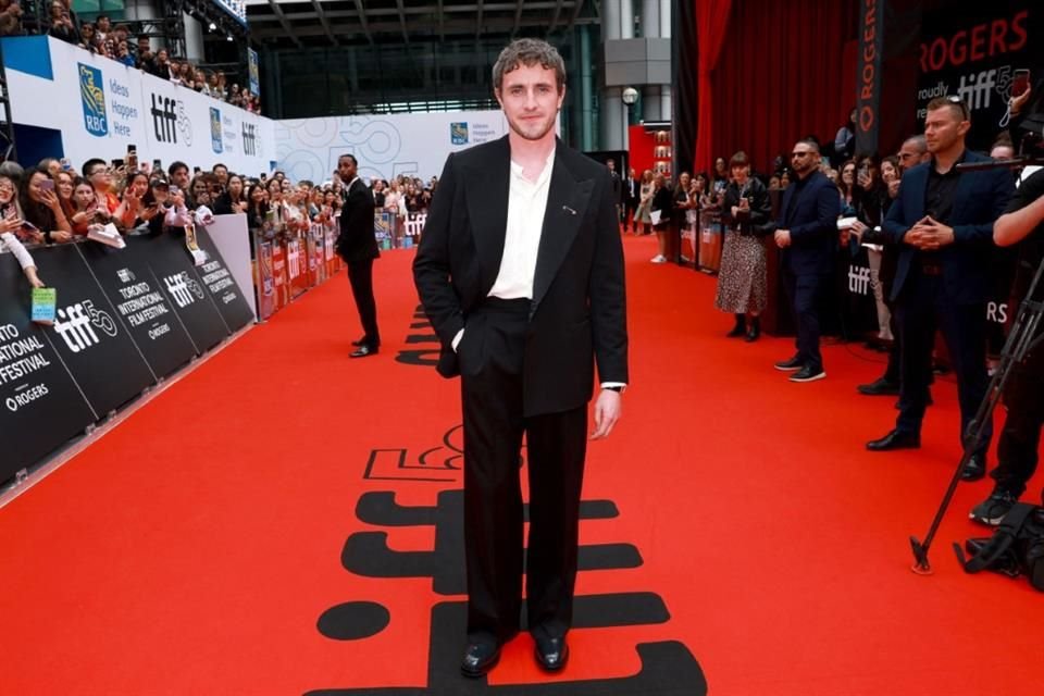 El histrión saltó a la fama por su papel de Connell Waldron en la serie 'Normal People'.