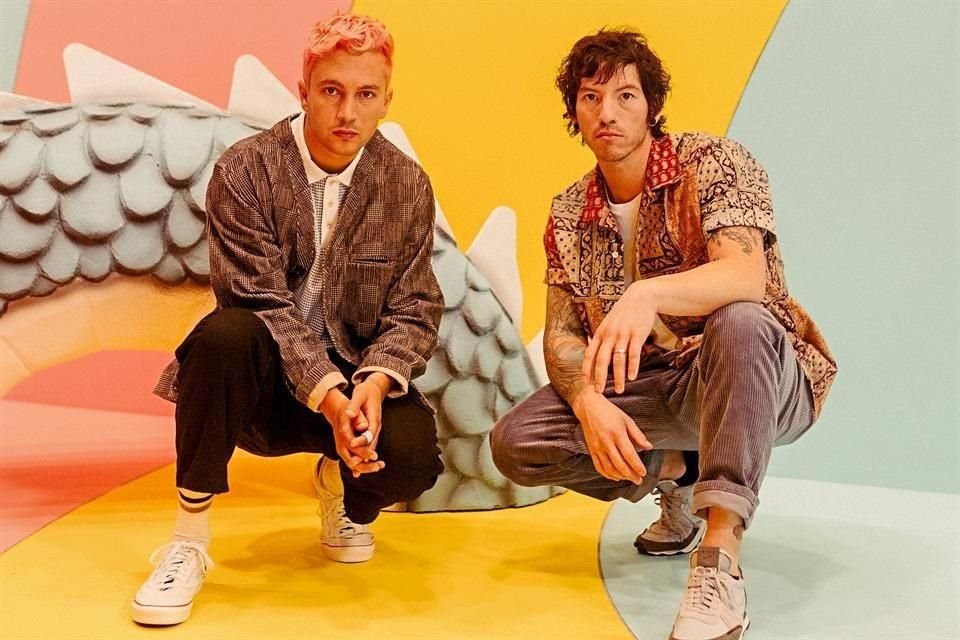 El dúo estadounidense Twenty One Pilots demandó a la plataforma china de venta en línea Temu por vender artículos piratas de su mercancía.