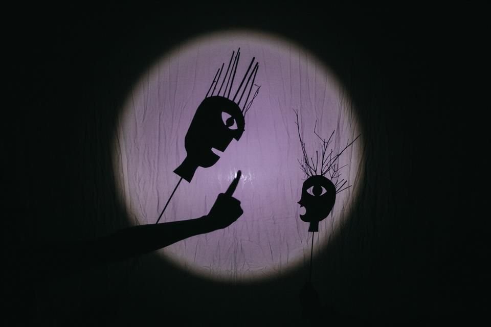 En la obra asoman, como influencias, el ánime japonés y el k-pop.