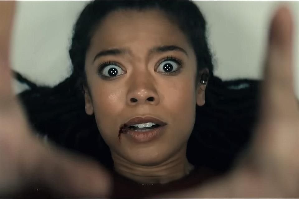 Las fiestas y las clases en Godolkin serán difíciles de atender para los protagonistas, con la guerra que se avecina entre humanos y superhéroes.