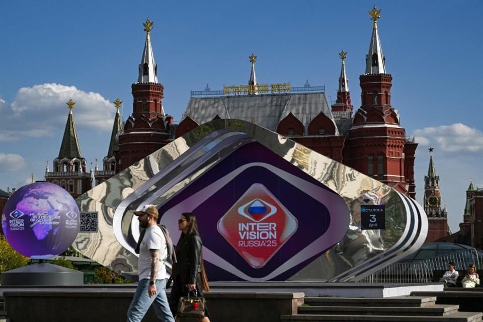 Rusia relanza Intervisión, festival nacido en la era soviética, como alternativa cultural y política para competir con Eurovisión.