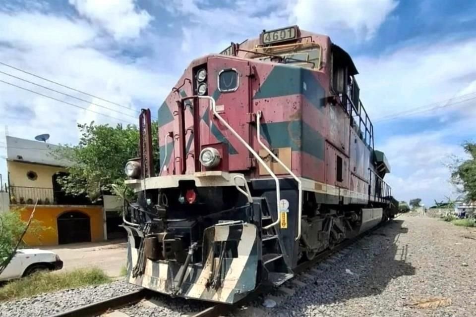 Hace unos días, se desprendieron vagones de la locomotora marcada con el número 4050, cobrando la vida de seis personas, en Irapuato, Guanajuato.