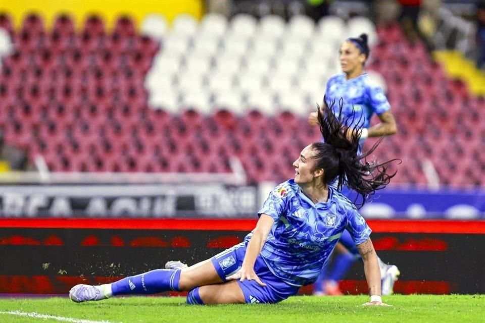 Repasa las imágenes del triunfo de Tigres Femenil sobre las Rojinegras del Atlas.