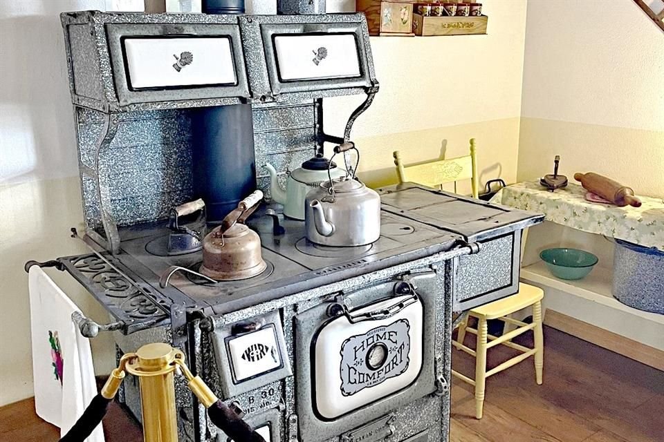 Il museo si trova nel Commercial Corridor e la visita deve essere prenotata tramite un tour operator ufficiale di Chihuahua, poiché in questa zona non ci sono trasporti pubblici.
