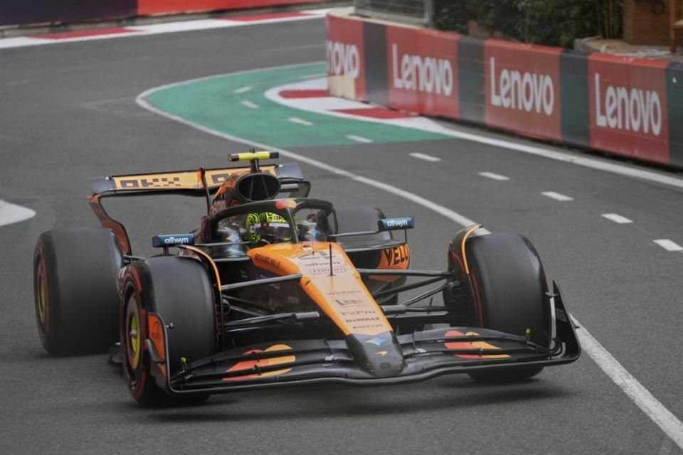 Lando Norris y Oscar Piastri, de McLaren, fueron los más rápidos en la primera sesión de entrenamientos libres del GP de Azerbaiyán.