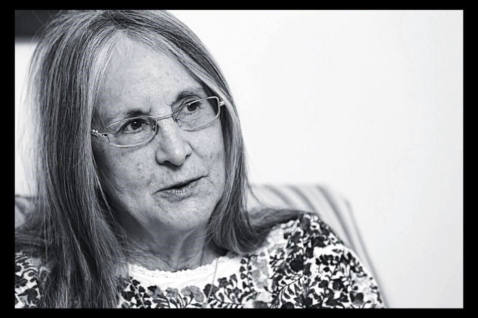 Una 'campeona de la divulgación de la ciencia en México y Latinoamérica', calificó a Julieta Fierro el médico Ruy Pérez-Tamayo al darle la bienvenida a la Academia Mexicana de la Lengua en 2004.