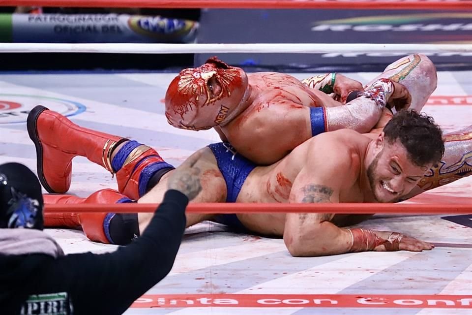 Místico libró una dura batalla con Maxwell Jacob Friedman.