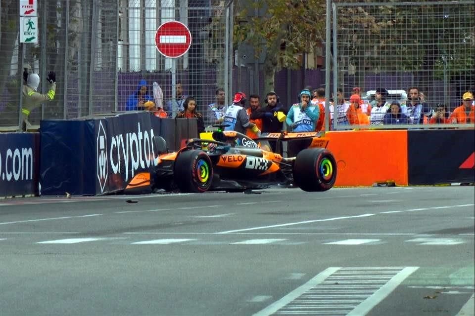 Así terminó el auto del australiano en la curva cinco.