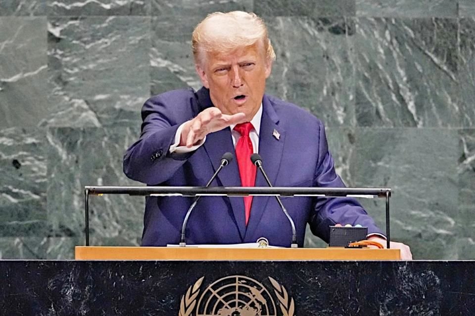 Presidente de EU, Donald Trump, dijo que Kiev, con apoyo de Europa, está 'en posición de luchar y ganar toda Ucrania en su forma original'.