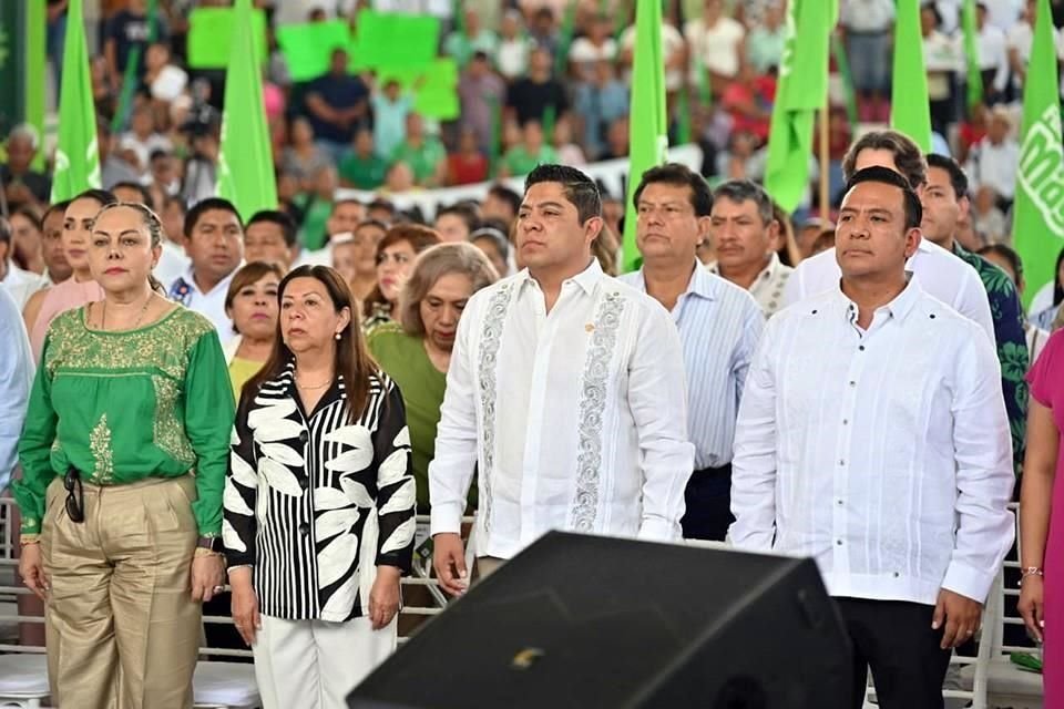 El gobernador anunció obras como la ruta de Metrored de Tamazunchale a Ciudad Valles y la nueva Riviera Huasteca para detonar el turismo