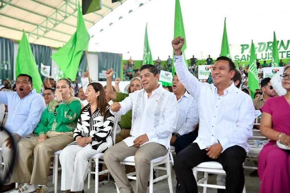 El gobernador anunció obras como la ruta de Metrored de Tamazunchale a Ciudad Valles y la nueva Riviera Huasteca para detonar el turismo