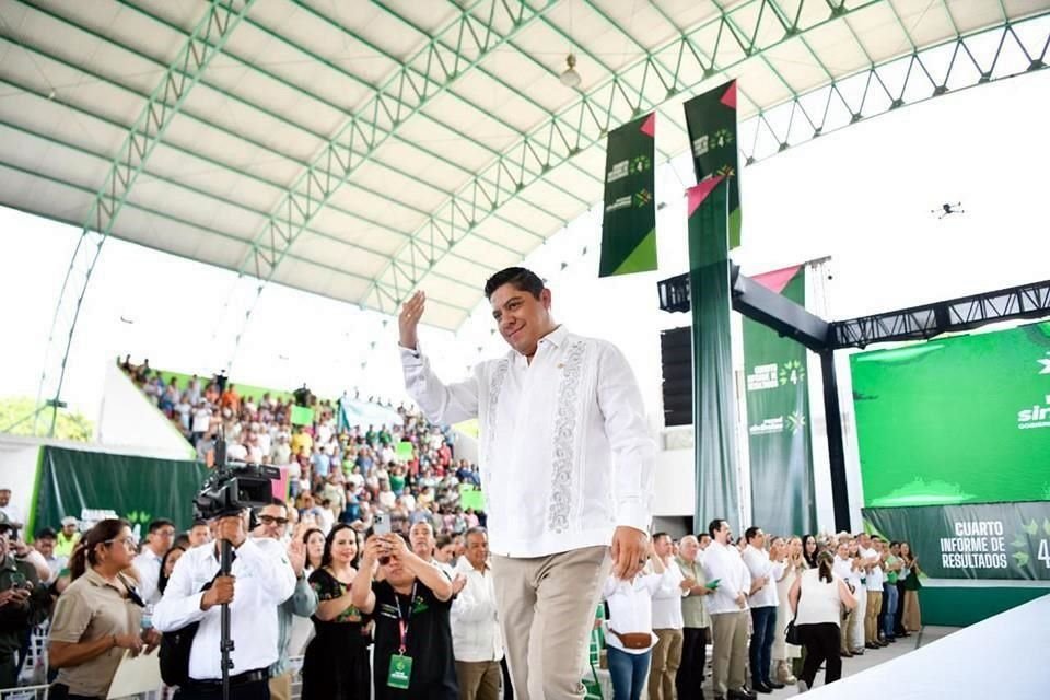 El gobernador anunció obras como la ruta de Metrored de Tamazunchale a Ciudad Valles y la nueva Riviera Huasteca para detonar el turismo