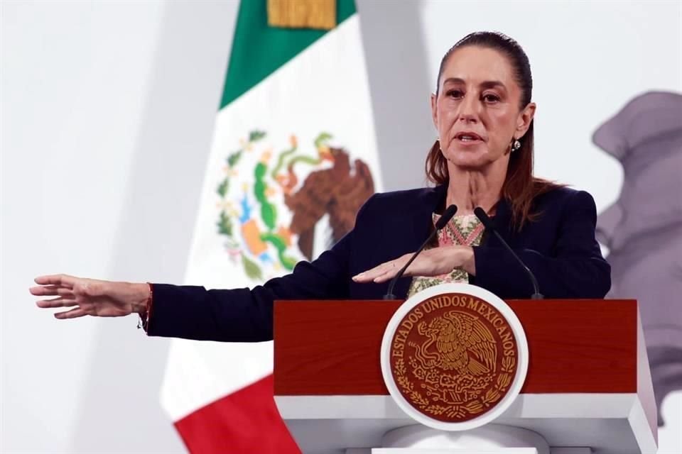 La Presidenta en su conferencia de prensa de este lunes en Palacio Nacional.