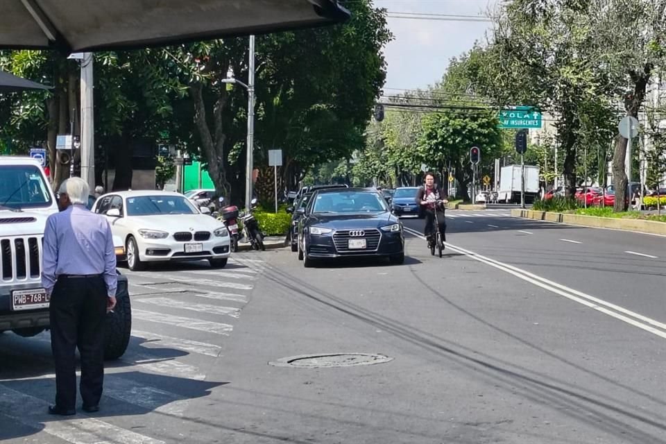 De acuerdo con ciclistas de la zona, la negativa en Universidad podría ocasionar una pérdida del interés del Gobierno capitalino en habilitar los carriles confinados.