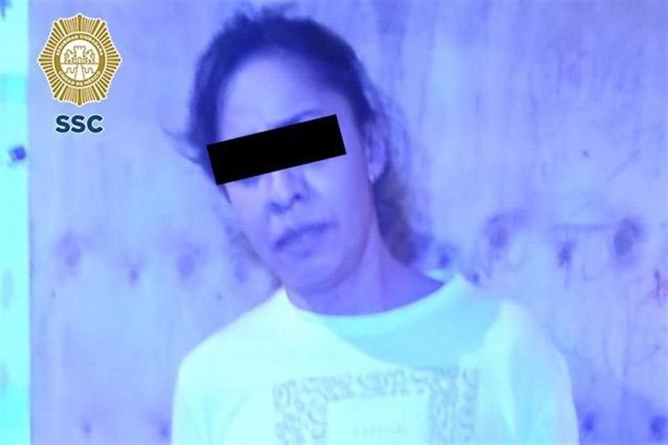Dos mujeres fueron asesinadas a balazos en una vecindad en la Colonia Morelos; indagatorias señalan que habrían sido atacadas por otra vecina.