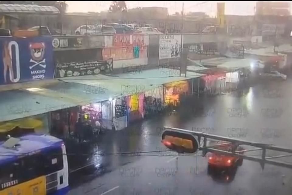 De acuerdo con el C5, la Alcaldía Cuauhtémoc registra distintos encharcamientos.