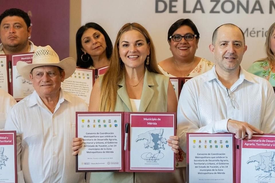 Firman Convenio de Coordinación Metropolitana de Mérida