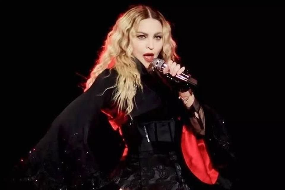 En su publicación, Madonna exhortó a sus más de 20 millones de seguidores a que ayudaran a los menores atrapados en el conflicto a través de donaciones a fundaciones humanitarias.