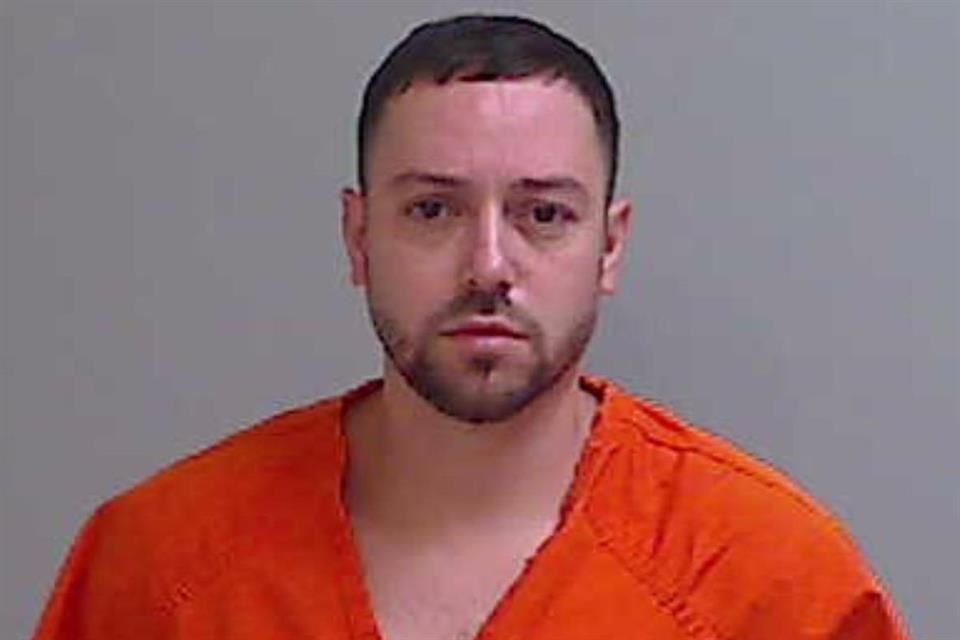 El cantante Pee Wee, ex vocalista de Kumbia Kings, fue arrestado en Texas por conducir en estado de ebriedad.